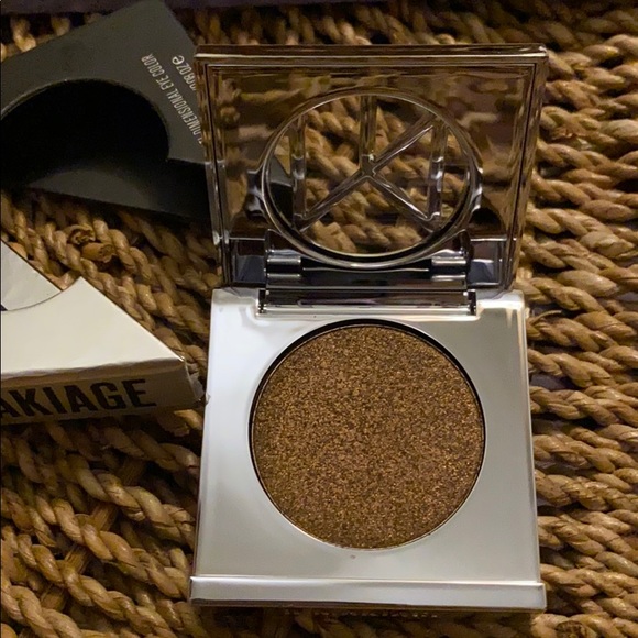 Makeup bundle! Eyeshadow and liner! Il Makiage - Picture 6 of 6